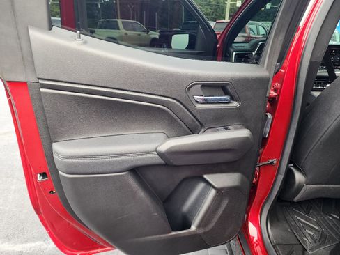 Used 2024 GMC Canyon Elevation w/ Convenience Package image 14