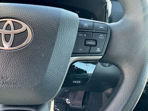 Used 2025 Toyota Camry LE FWD image 21