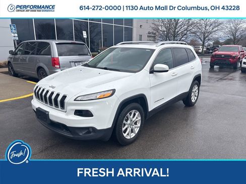 Used 2016 Jeep Cherokee Latitude w/ Comfort/Convenience Group image 8