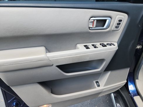 Used 2013 Honda Pilot Touring image 13