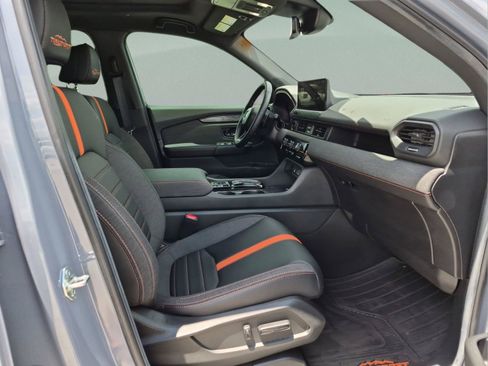Certified 2026 Honda Passport TrailSport image 20