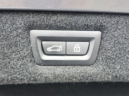 Used 2022 BMW M850i Gran Coupe xDrive image 32