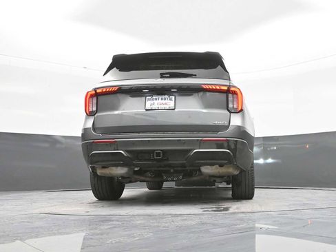 Used 2025 Ford Explorer ST-Line w/ ST-Line Street Pack AWD/4WD image 41