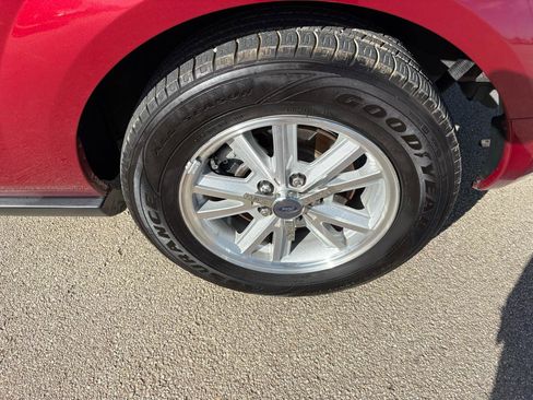 Used 2006 Ford Mustang Coupe image 9