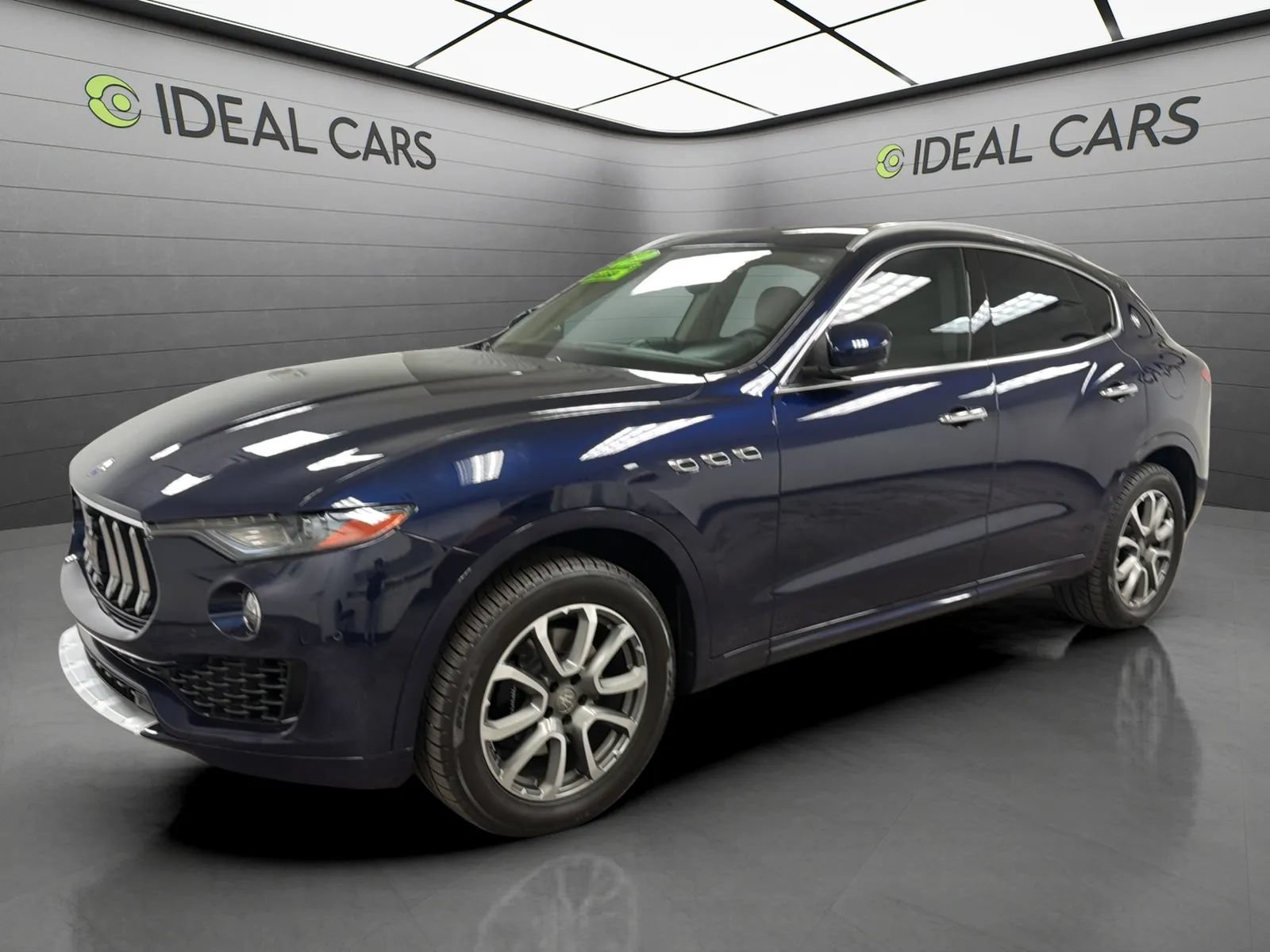 Used 2017 Maserati Levante w/ Luxury Package AWD/4WD image 1