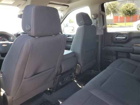 Certified 2024 Chevrolet Silverado 1500 Custom image 21