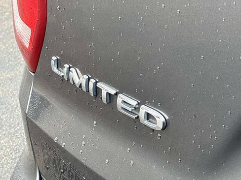 Used 2017 Ford Explorer Limited AWD/4WD image 12