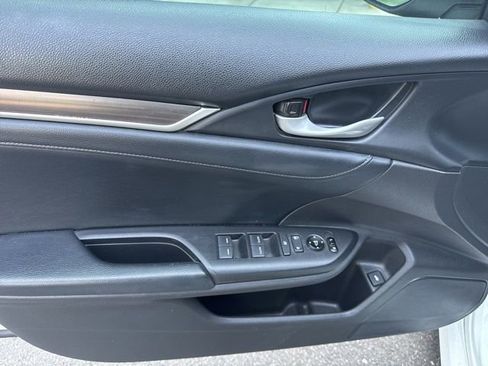 Used 2020 Honda Civic EX-L image 7
