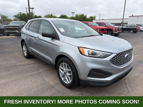 Used 2024 Ford Edge SE image 1