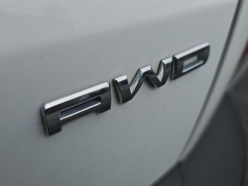 Used 2025 Ford Escape Active AWD/4WD image 28