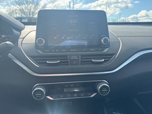 Used 2019 Nissan Altima 2.5 SV AWD/4WD image 12