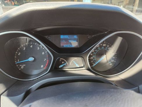 Used 2012 Ford Focus SE FWD image 11