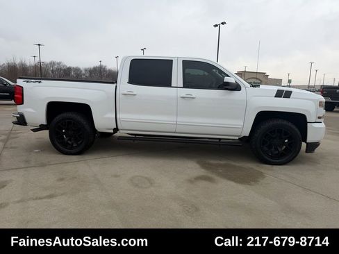 Used 2018 Chevrolet Silverado 1500 LT w/ All Star Edition image 25