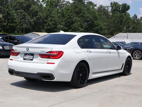 Used 2016 BMW 750i xDrive AWD/4WD image 7