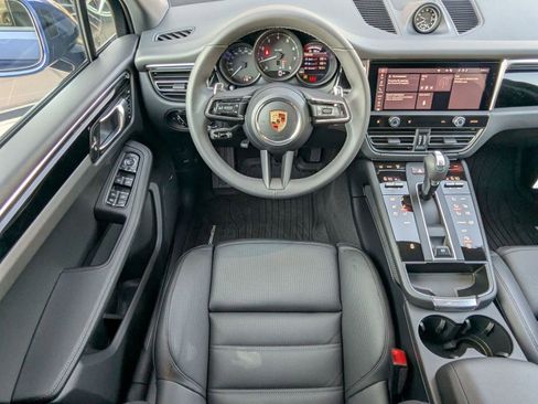 Certified 2026 Porsche Macan AWD/4WD image 15