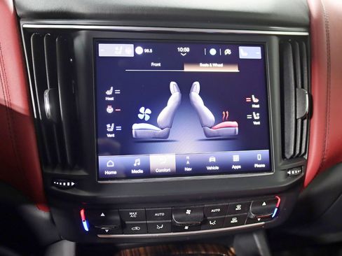 Used 2022 Maserati Levante GT image 22