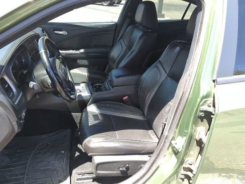 Used 2020 Dodge Charger SXT w/ Plus Group image 5