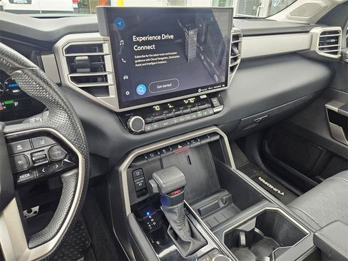 Used 2022 Toyota Tundra Limited image 19