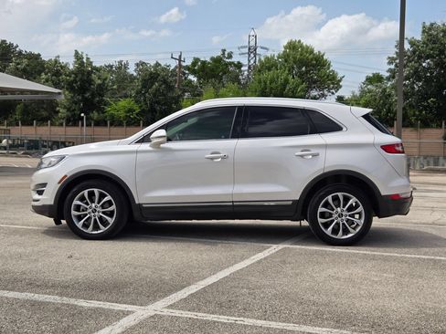 Used 2017 Lincoln MKC Select w/ Select Plus Package FWD image 7