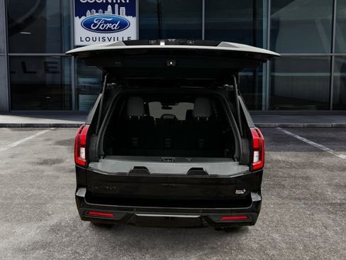 Used 2025 Ford Expedition Platinum w/ Stealth Performance Package AWD/4WD image 7