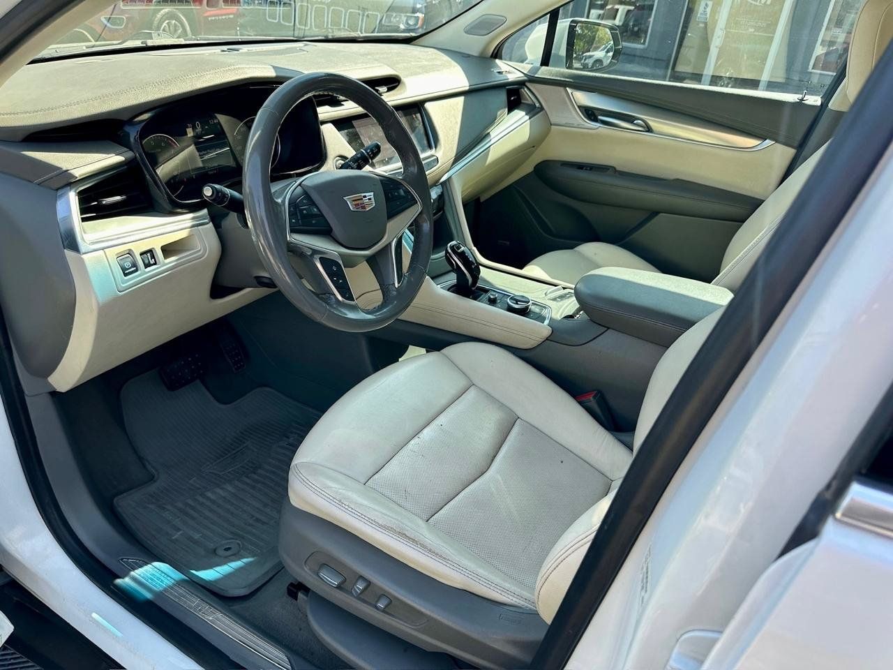 Used 2021 Cadillac XT5 Premium Luxury FWD image 18