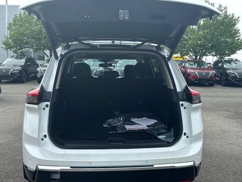 New 2026 Nissan Rogue Platinum w/ Platinum Premium Package AWD/4WD image 13