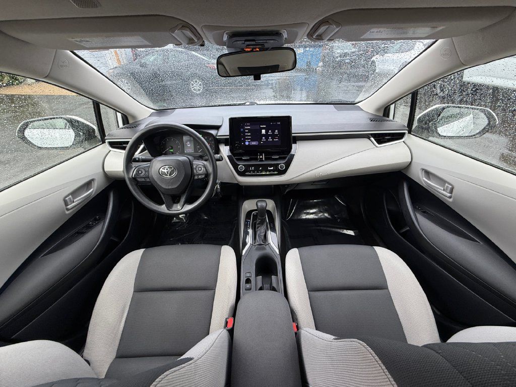 Used 2023 Toyota Corolla LE FWD image 20