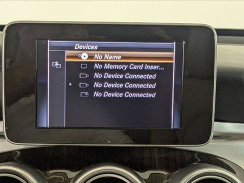 Used 2017 Mercedes-Benz GLC 300 4MATIC image 30