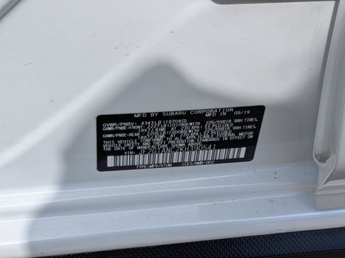 Used 2019 Subaru Crosstrek 2.0i Limited w/ Moonroof Package w/Navigation AWD/4WD image 33