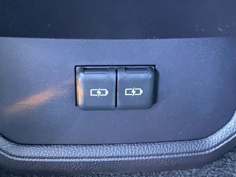 New 2026 Toyota Highlander XSE image 30