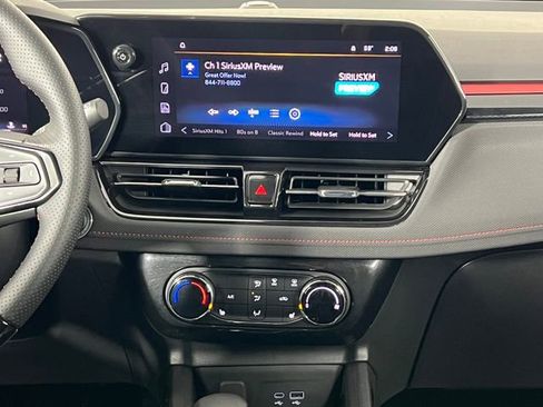 Used 2025 Chevrolet TrailBlazer RS w/ Driver Confidence Package image 28