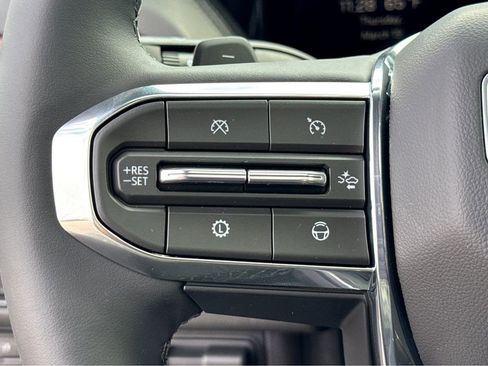 New 2026 GMC Yukon Denali w/ Denali Reserve Package image 18