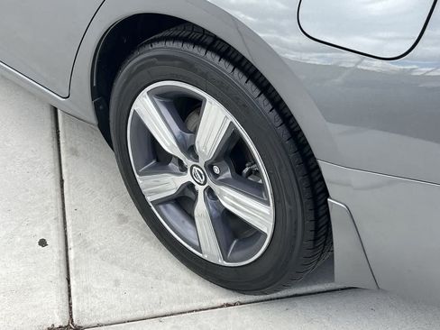Used 2021 Nissan Altima 2.5 SL FWD image 7