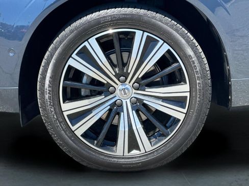 Used 2022 Volvo XC60 B5 Inscription w/ Advanced Package AWD/4WD image 25