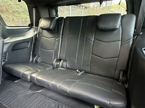 Used 2018 Cadillac Escalade Platinum image 24