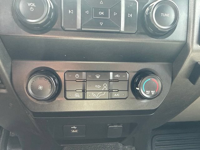 Used 2020 Ford F550 4x4 SuperCab Super Duty image 13