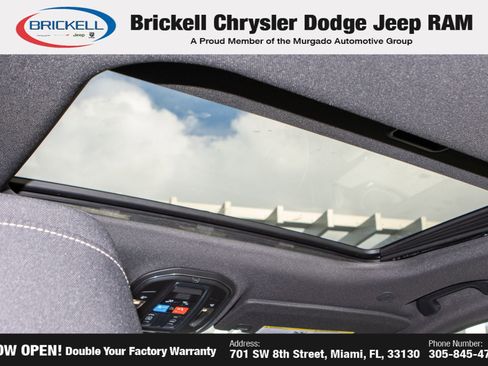 New 2025 Jeep Grand Cherokee Laredo image 17