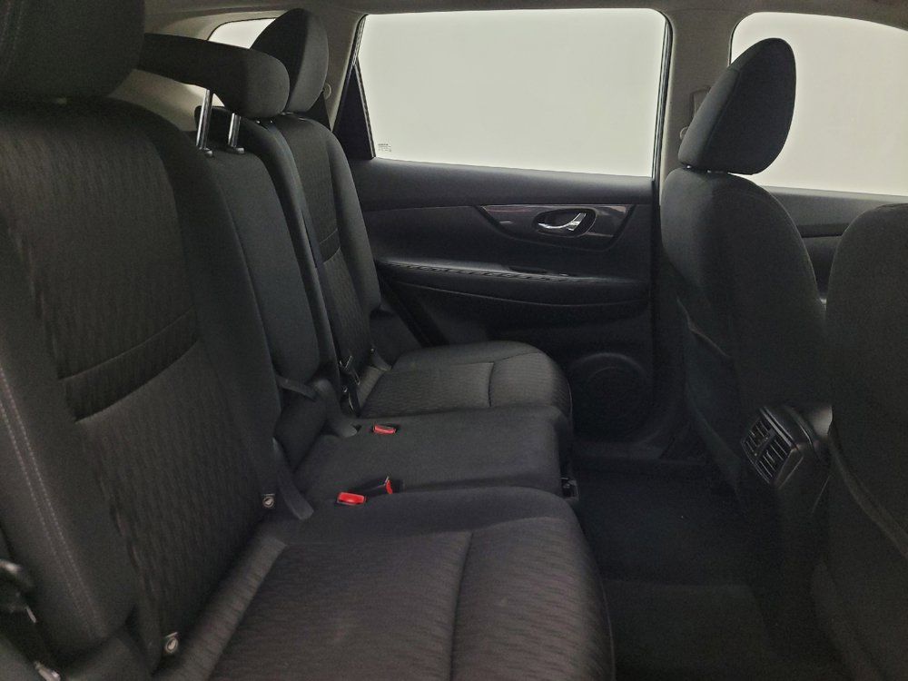 Used 2018 Nissan Rogue S FWD image 19