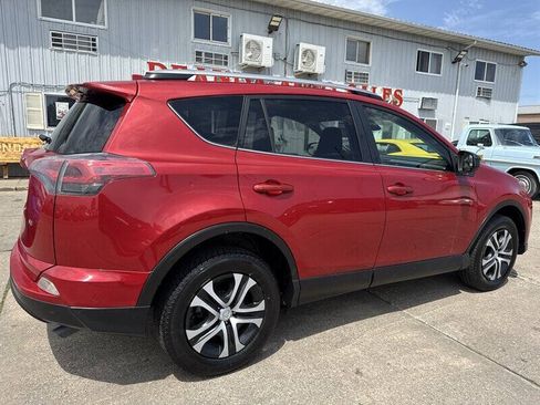 Used 2017 Toyota RAV4 LE w/ All Weather Liner Package FWD image 8