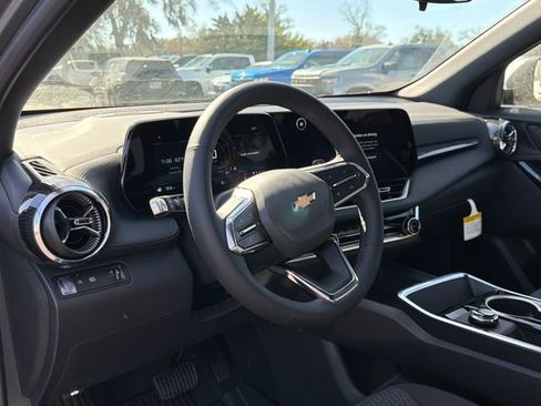 New 2026 Chevrolet Equinox LT image 23