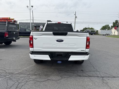 Used 2023 Ford F150 XLT w/ Trailer Tow Package AWD/4WD image 4
