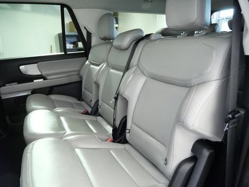 Certified 2025 Ford Expedition Max Active AWD/4WD image 14
