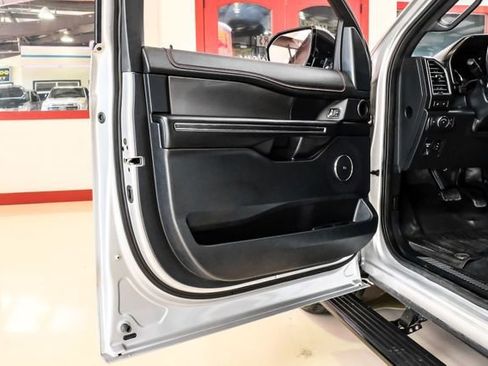 Used 2019 Ford Expedition Limited w/ Equipment Group 303A image 39