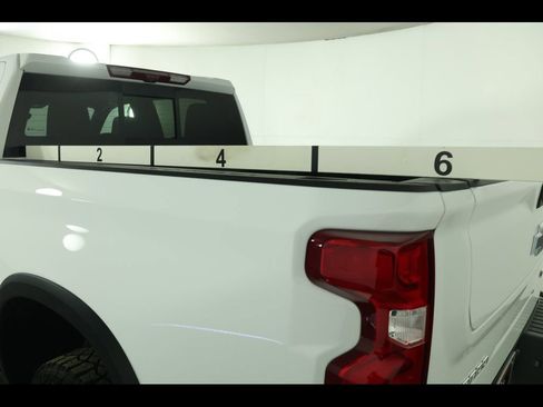 Used 2025 Chevrolet Silverado 1500 ZR2 w/ Technology Package image 16