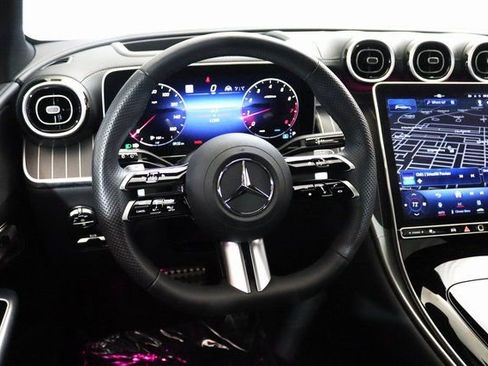 Used 2024 Mercedes-Benz GLC 300 4MATIC image 20