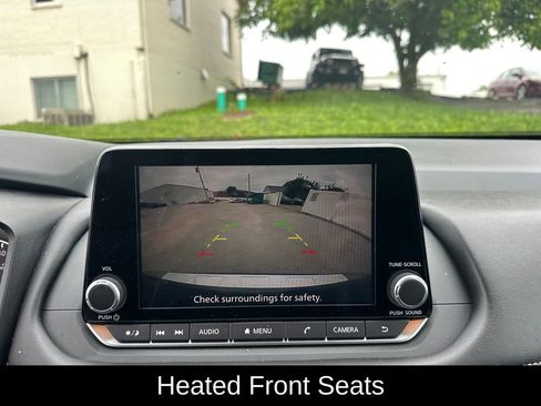 Used 2025 Nissan Rogue SV w/ SV Premium Package FWD image 19