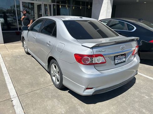 Used 2012 Toyota Corolla S FWD image 6