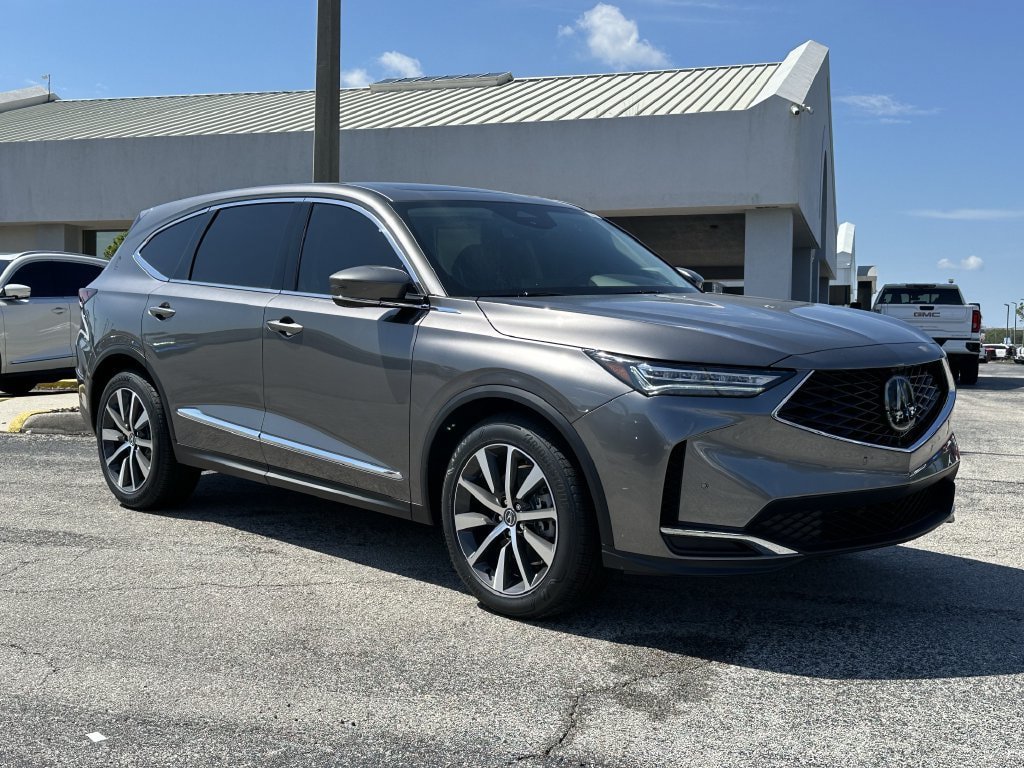 Used 2026 Acura MDX w/ Technology Package FWD image 2