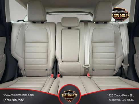 Used 2017 Ford Escape Titanium FWD image 19