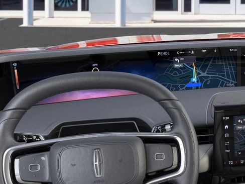 New 2025 Lincoln Nautilus Premier image 13